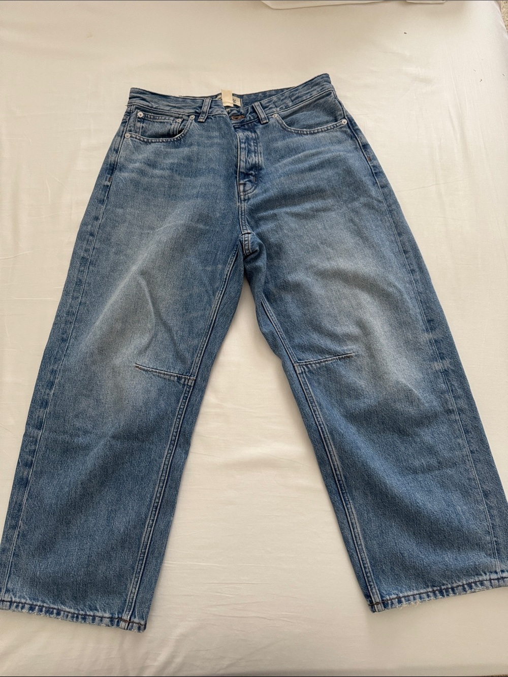 Madewell Relaxed Wide-Leg Jeans in Light Blue Wash